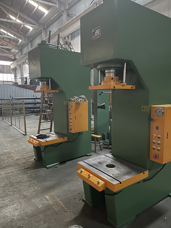 ����Һѹ��